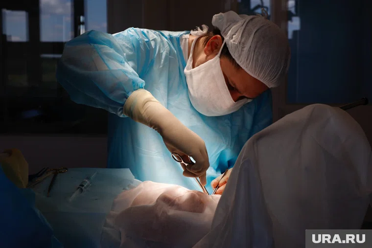 После операции женщина пошла на поправку