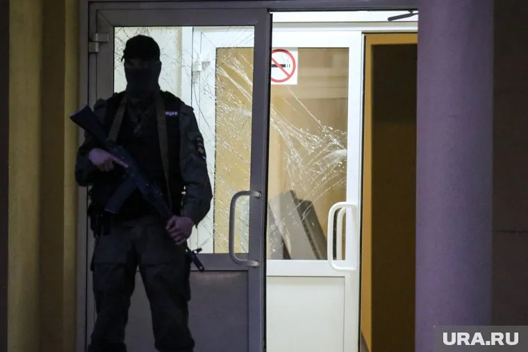 Сотрудники ОМОН провели 64 обыска