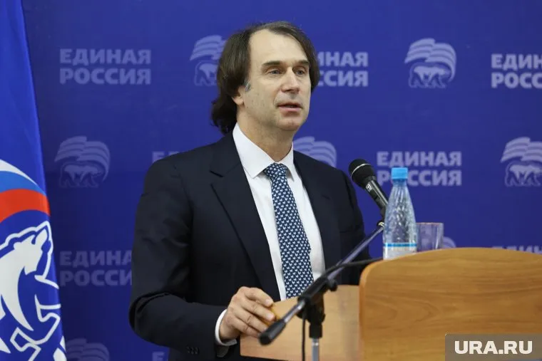 Экс-сенатор Сергей Лисовский встретился с фермерами Петуховского района (архивное фото)