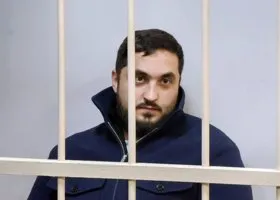 Перевозчика утонувшего в Петербурге автобуса с людьми отправили в СИЗО