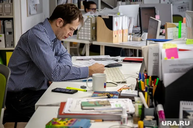 Александр Сафонов в том числе обратил внимание на размер зарплаты (фото из архива)