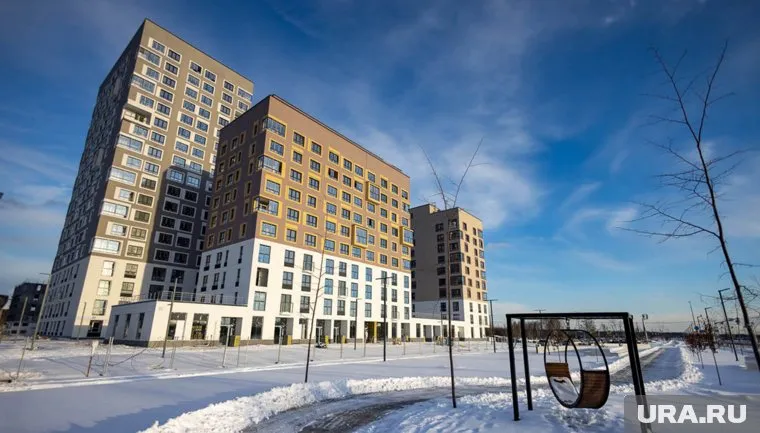 Первый жилой дом в Новокольцовском состоит из четырех секций разной этажности