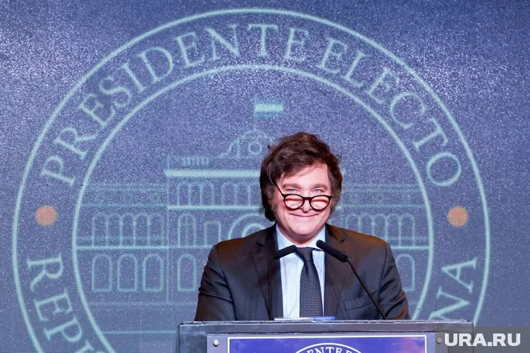 Жители Аргентины впервые выбрали на пост президента экономиста