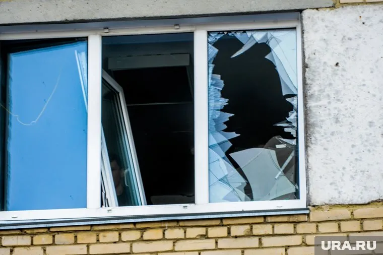 Пакет со взрывным устройством взорвался в руках у мужчины (архивное фото)