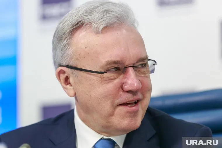 Александр Усс переходит на новую работу