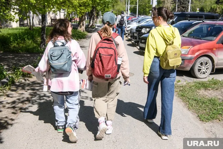 Курганцы узнают историю города и театра на спектакле-променаде (архивное фото)