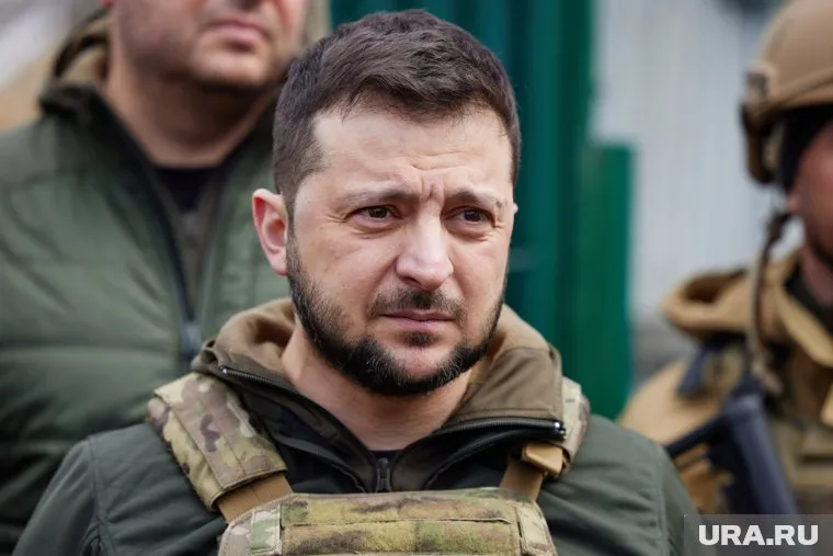 ВСУ не смогли сдержать натиск российской армии в Бахмуте, заявил Владимир Зеленский