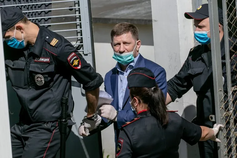 Избрание Басманным районным судом Москвы меры пресечения в отношении губернатора Хабаровского края Сергея Фургала. Москва