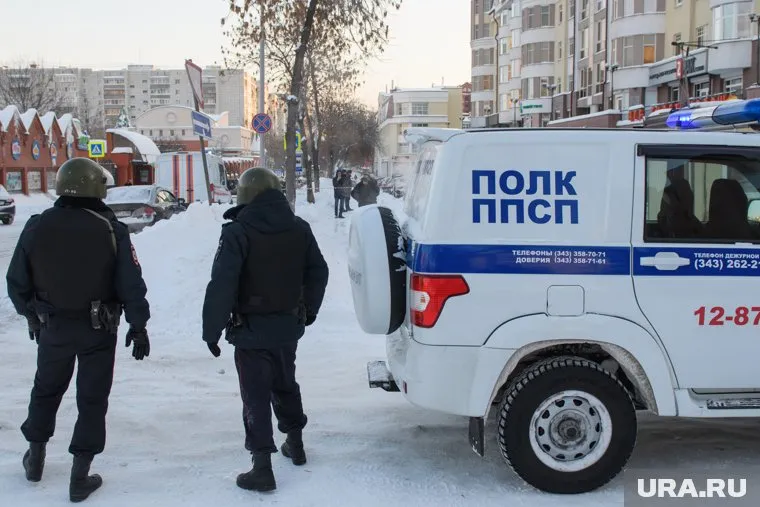 Правоохранители не нашли подозрительных предметов