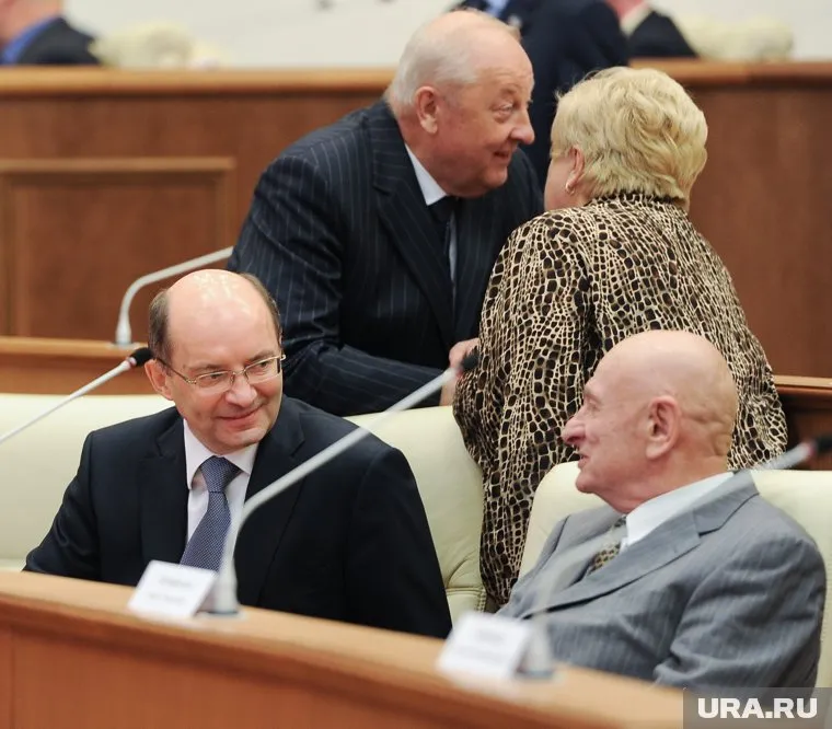 Эдуард Россель и Александр Мишарин на инаугурации Евгения Куйвашева, 2012 год