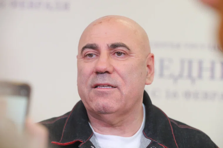 Продюсер объяснил, куда уходят гонорары звезд