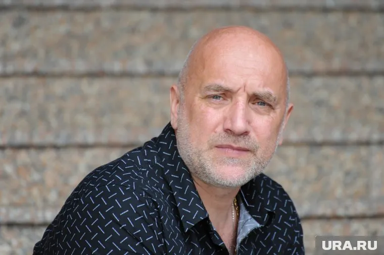 Захар Прилепин оценил извинения полицейских перед пострадавшей во время протестов женщиной в Санкт-Петербурге