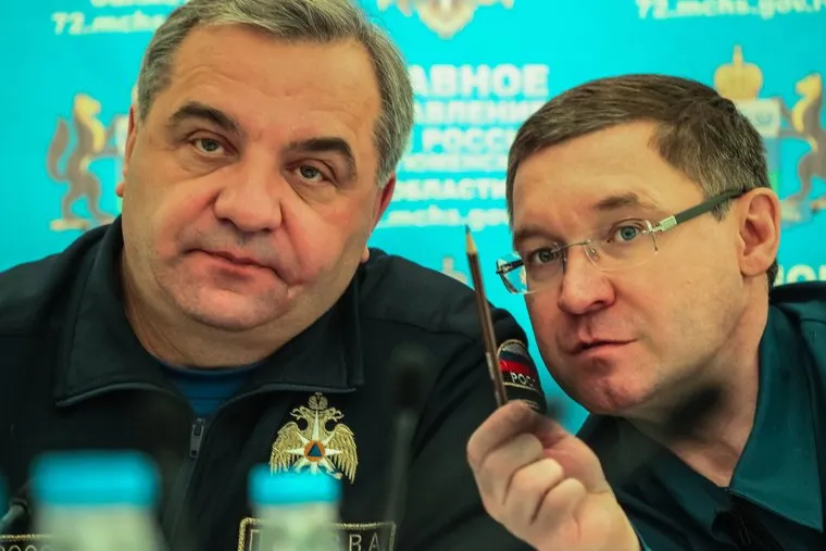 Визит министра ЧС РФ Владимира Пучкова в пострадавший от паводка Ишим. Тюменская область, якушев владимир, пучков владимир, наводнение ишим