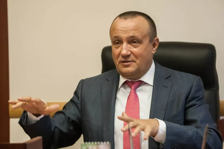 Авиакомпания "Ямал". Тюмень, крюк василий