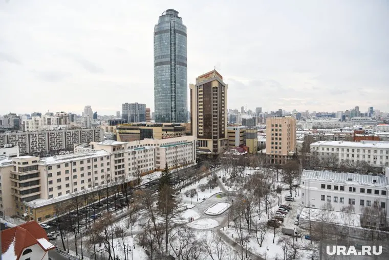Нейросеть уверена, что «Высоцкий» будет главным символом Екатеринбурга в 3854 году