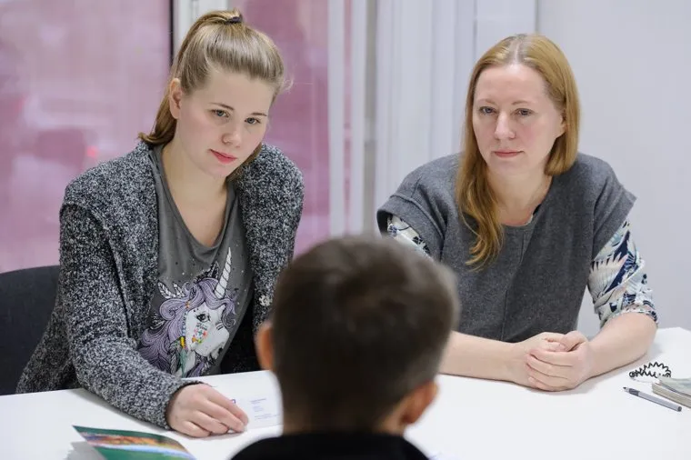 Интервью с создателями мини-сериала по теме подростковых групп смерти. Екатеринбург, брылина варвара, тахаутдинова наталья