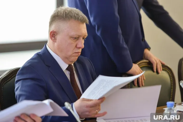 Денис Чернятьев посетил радиозавод «Полет», выполняющий гособоронзаказ