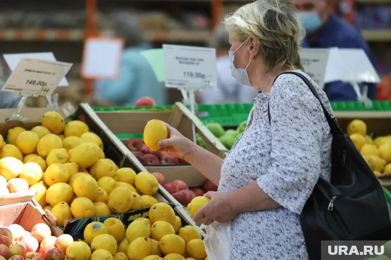 Мировые цены на продукты достигли максимума за 10 лет, сказал президент РФ Владимир Путин
