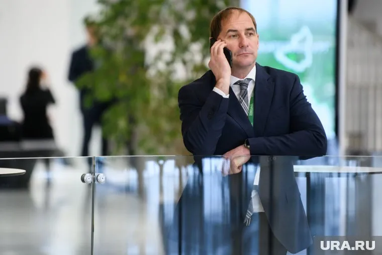 Константин Шевченко выступил за снижение нагрузки на педагогов