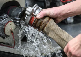 В Магнитогорске спасли восемь человек при пожаре в пятиэтажке