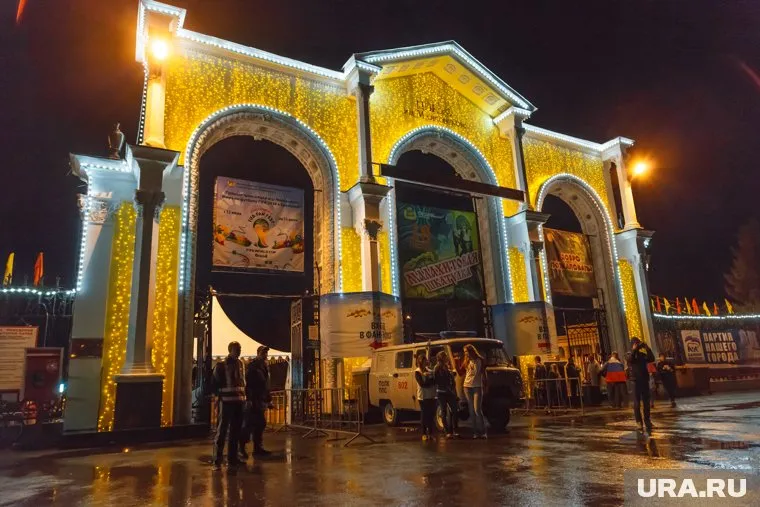 В администрации парка не знают, зачем ввели запрет на фото