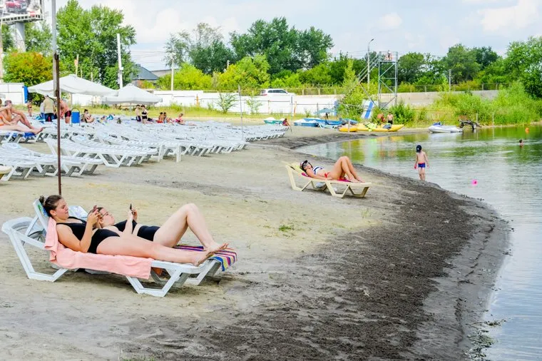 Частный пляж «Западный». Челябинск