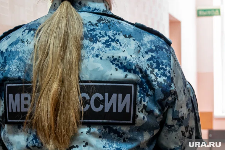 В Ленобласти расследуют массовое отправление суррогатным алкоголем