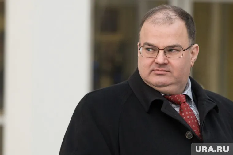 Андрей Цветков еще в отпуске, а с увольняющимися хирургами уже поговорили