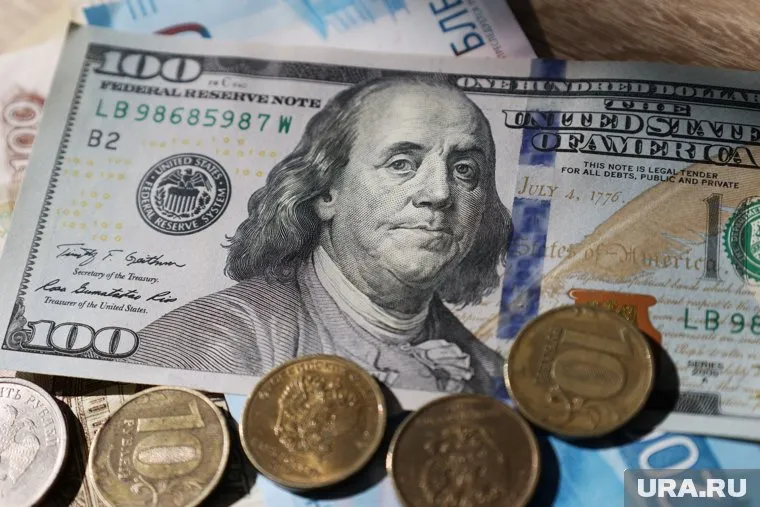 Доллар выйдет на 65 рублей до конца августа, считает Николай Вавилов