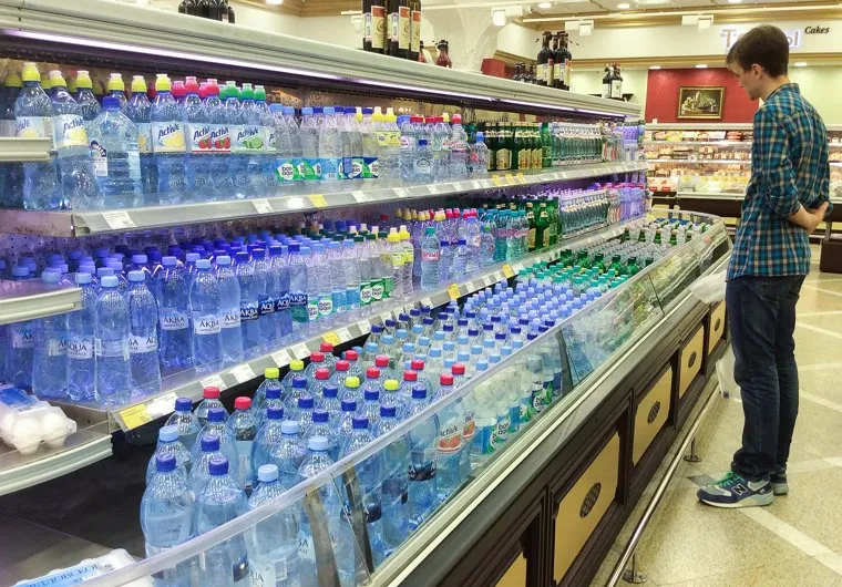 Точки продажи воды в центре Екатеринбурга