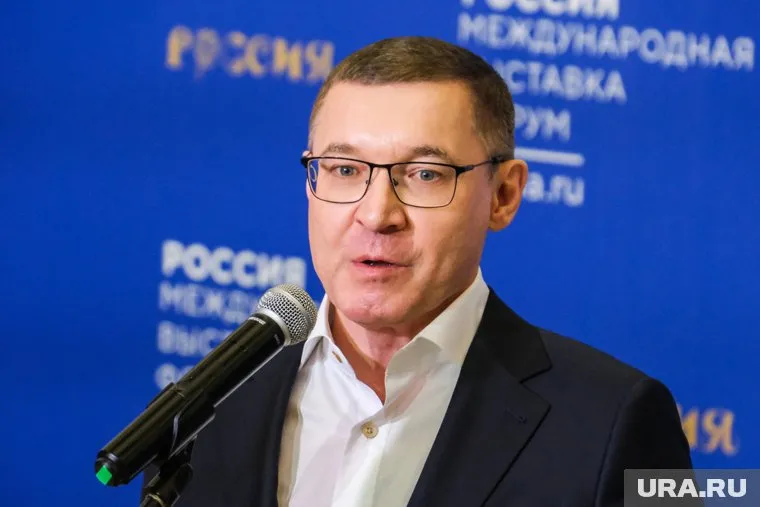 Владимир Якушев отметил, что уральцы внесли большой вклад в развитие отрасли