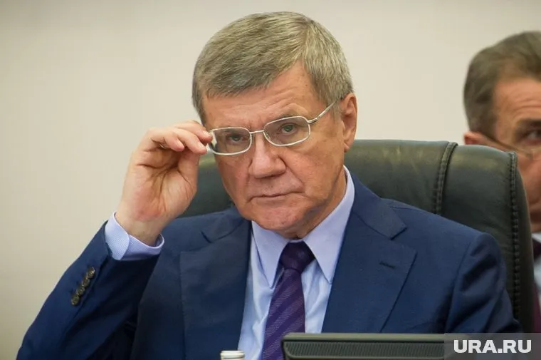 Юрий Чайка сообщил о покупках чиновников