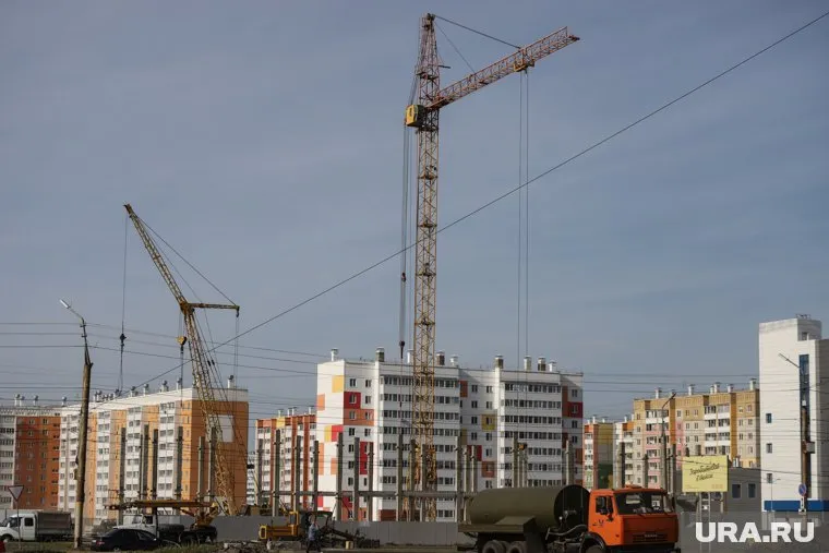 Количество новых ипотечных кредитов выросло за год на 31%