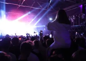 В Екатеринбурге на концерте сына тюменского авторитета вспомнили о рэпере, которого сгубили наркотики