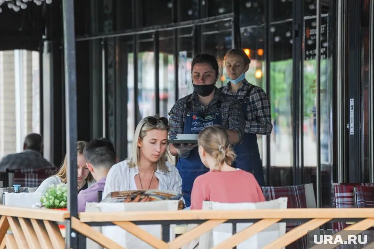 Самые опасные места — это маленькие магазины и метро