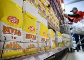 Житель Екатеринбурга нашел камни в пачке муки