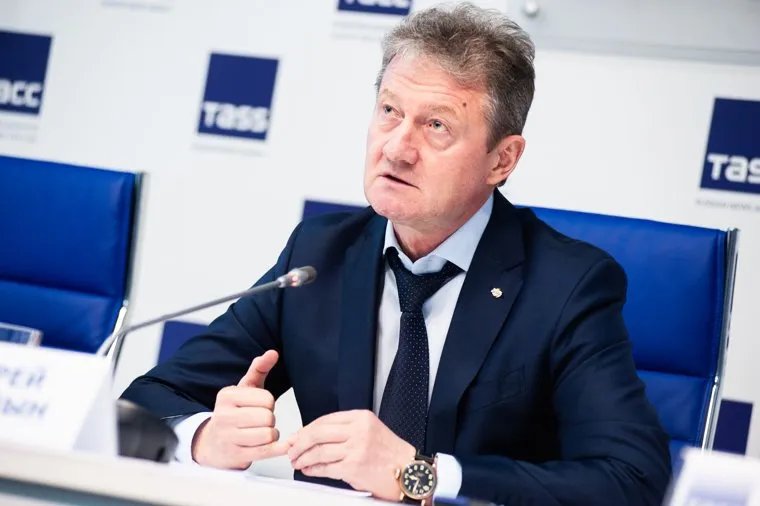 Пресс-конференция, посвященная подведению итогов прошедшего сезона ХК  «Автомобилист». Екатеринбург