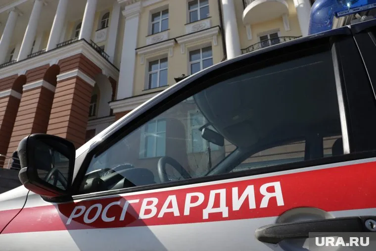 Экс-замдиректор Росгвардии проведет в колонии 6 лет за мошенничество