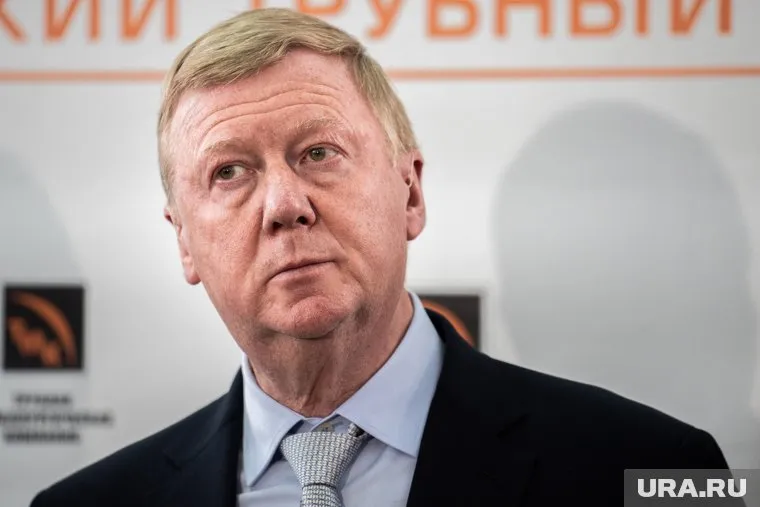 Анатолий Чубайс покинул пост и уехал из России в конце марта
