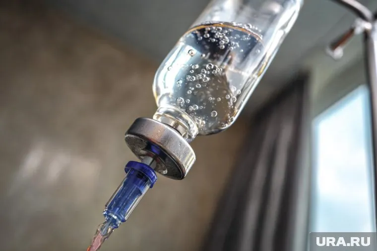 Капельницу ребенку поставили прямо в гостиничном номере — без оформления документов и за деньги