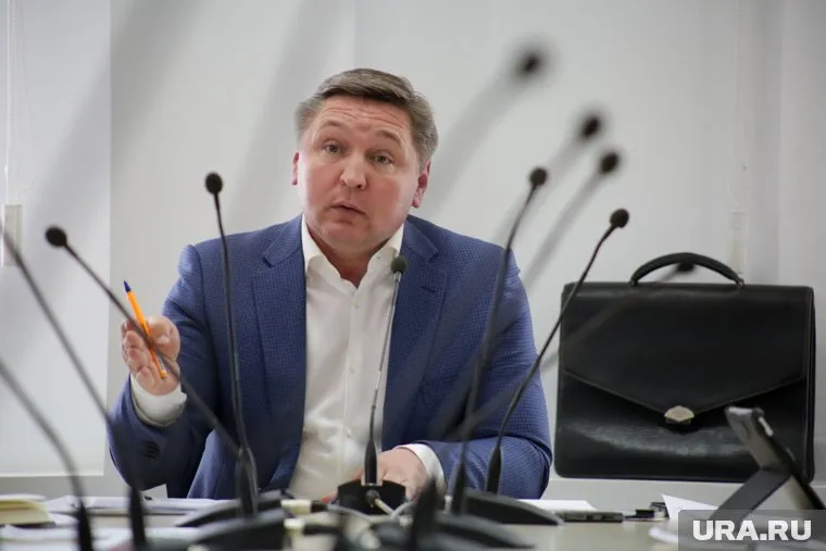На совещании было жарко