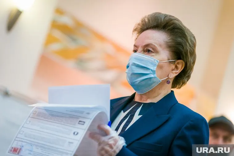 Губернатор ХМАО проголосовала в Ханты-Мансийске за кандидатов в думы четырех уровней