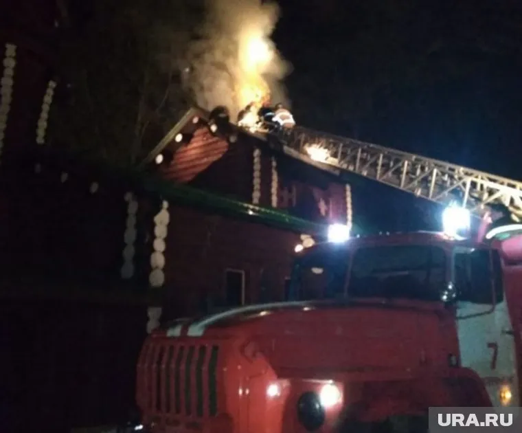 Пожар в храме потушили менее чем за час