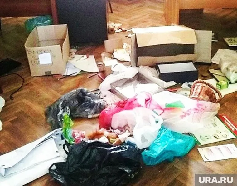 Из офиса организации «Территория семьи» вынесли всю оргтехнику