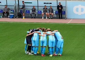 ФК «Челябинск» вырвал победу у «Ротора», несмотря на красные карточки Пилипчуку и Комиссарову