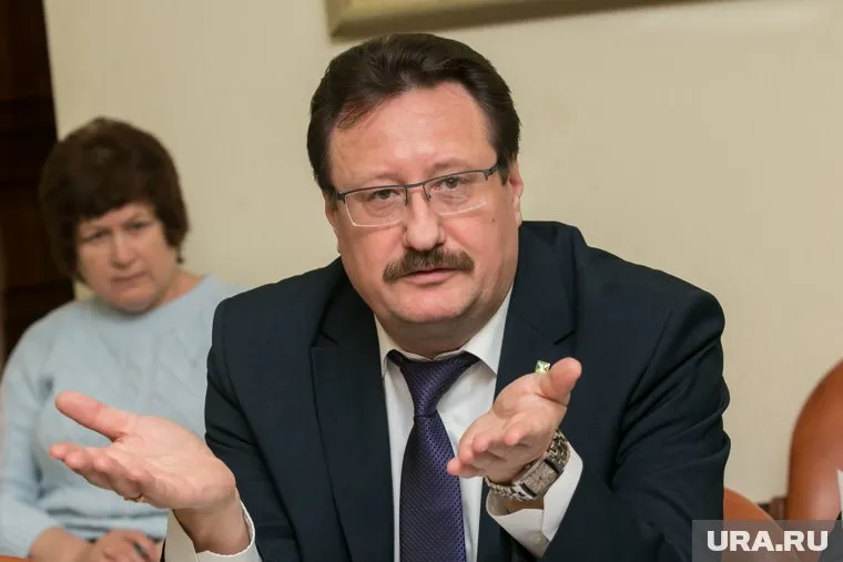 Андрею Лушникову, возглавившему курганский филиал Центра оценки качества зерна, нашли замену