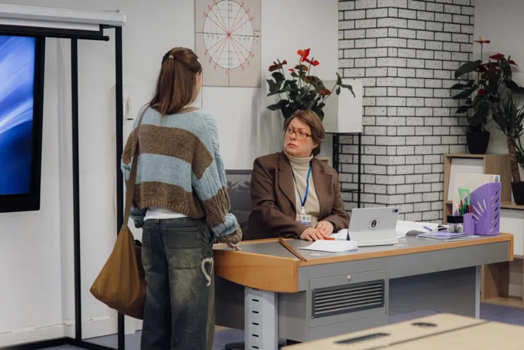 Актриса театра и кино Мария Аронова сыграла главную роль в сериале «Олдскул»