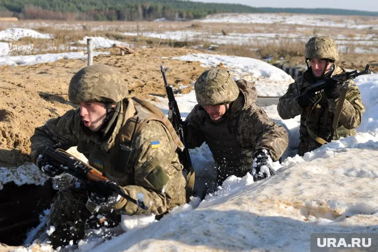 На Украине рассматривают возможность призыва мужчин в возрасте от 18