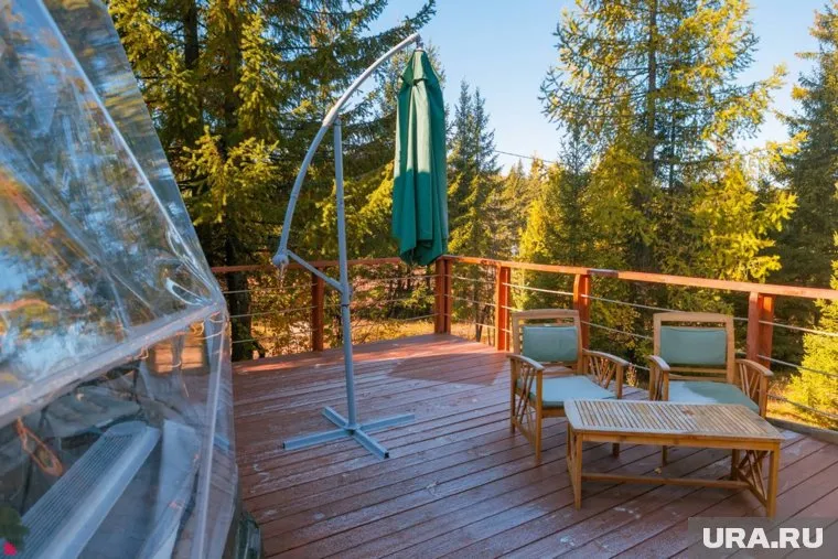Глэмпинги дают возможность отдохнуть на свежем воздухе с комфортом