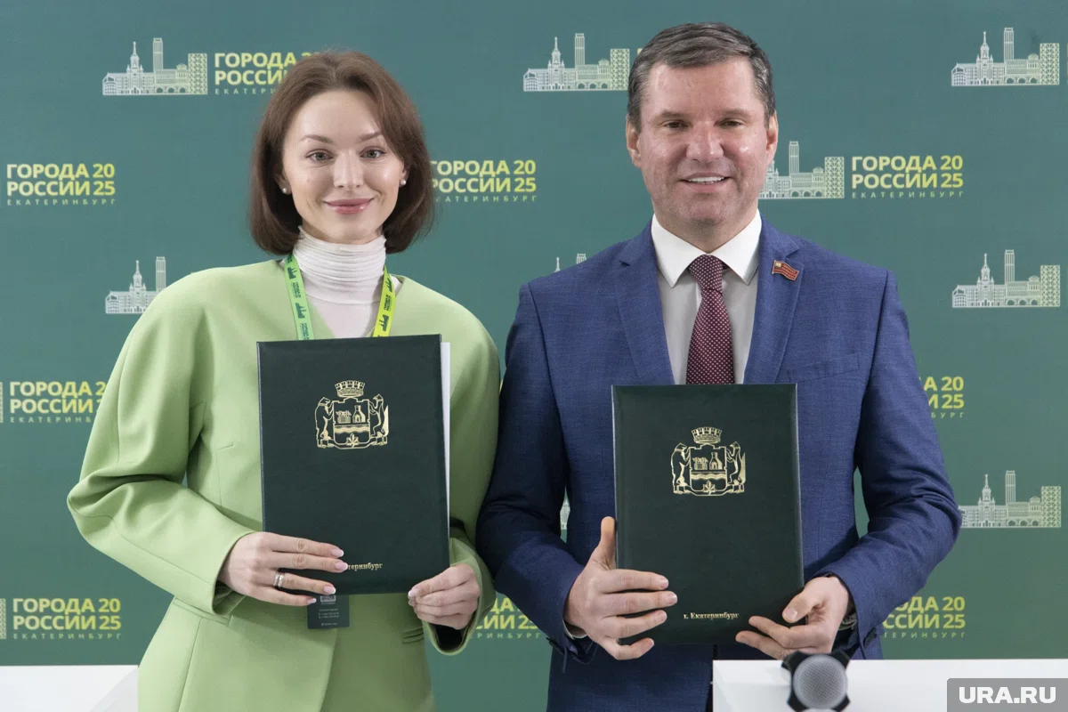 Сергей Буяков и Анна Гурарий подписали соглашение о межмуниципальном взаимодействии